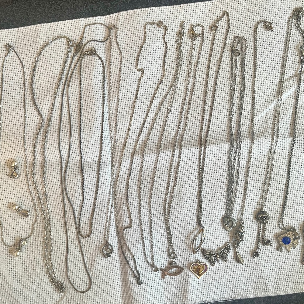 Silver Tone Jewelry Necklaces Earring Set Pendants